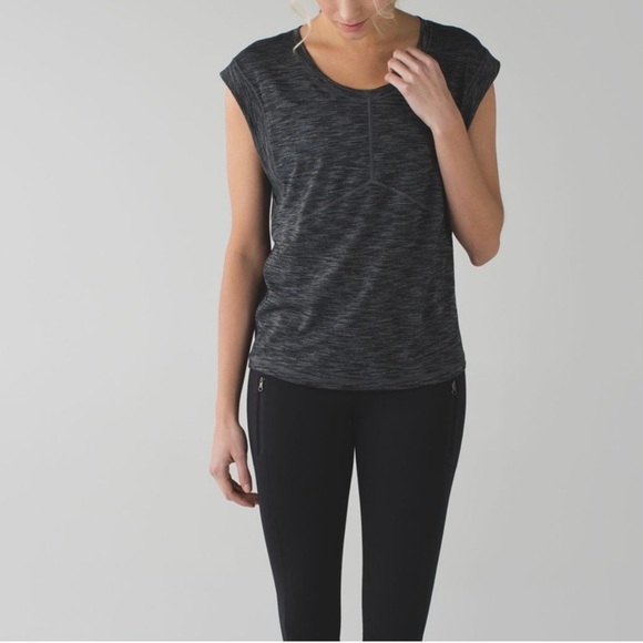 Lululemon Get Sweat Tee Heathered Black / Black Size 8 - Picture 1 of 8